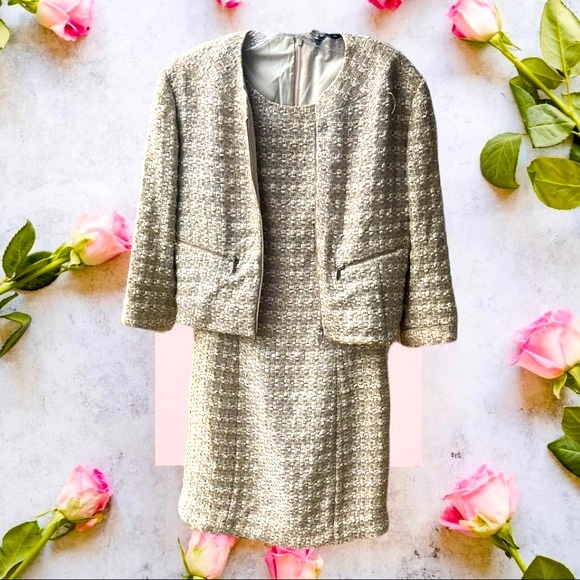 🍂Suit by Theyskens 🍂 - Picture 2 of 9